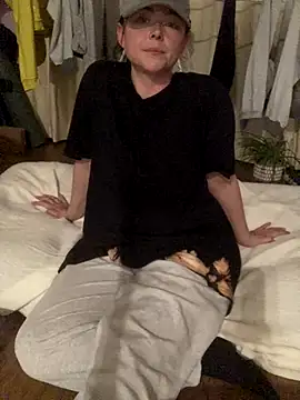 Mia Winters online show from 12/14/25, 08:58