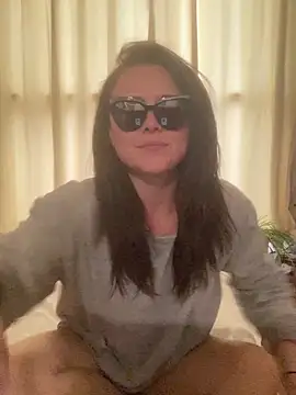 Mia Winters online show from 06/11/26, 07:33