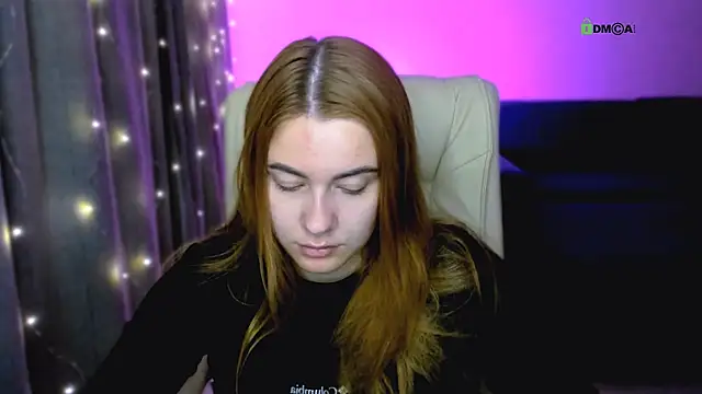 red  dizzy online show from 11/08/25, 10:46