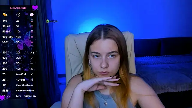 red  dizzy online show from 09/21/25, 04:23