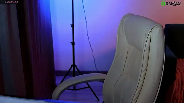 red  dizzy online show from 03/19/26, 07:47