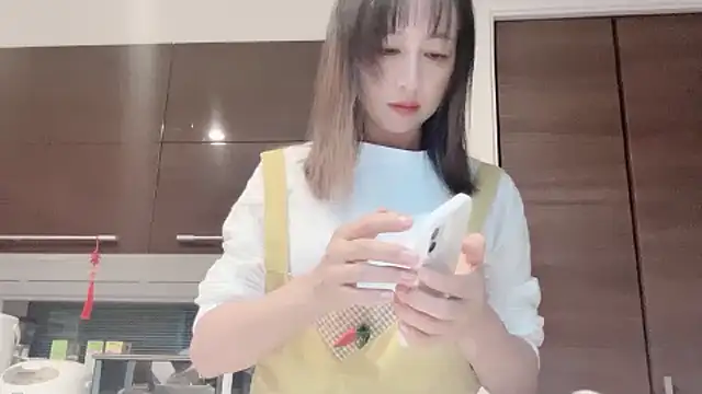 RIjiejie2 online show from 10/09/25, 02:28