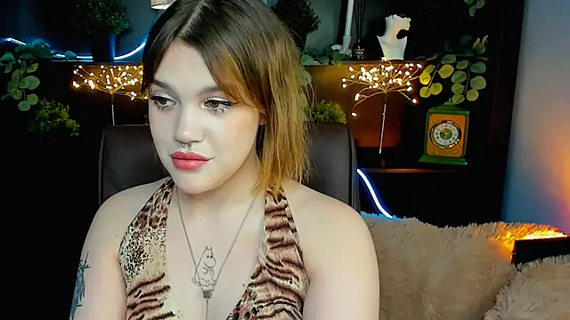 KiraRid online show from 11/01/25, 04:56