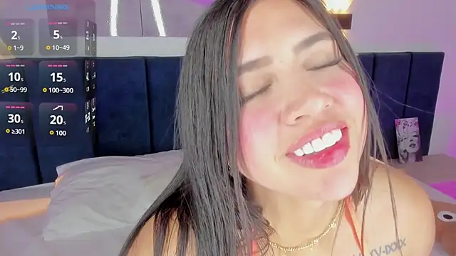 SharonLovee online show from 11/09/25, 12:03