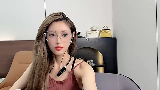 QiaoHui online show from 09/22/25, 09:32