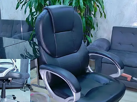 MIA HERNANDEZ HOT online show from 02/27/26, 08:08