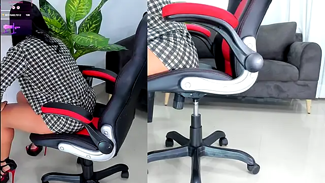 MIA HERNANDEZ HOT online show from 11/07/25, 10:46