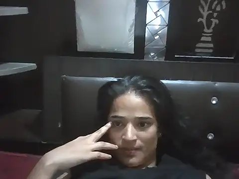 Snapshot of veronica_97 chatting on 10/06/25, 03:13 veronica 97 online show from 10/06/25, 03:13