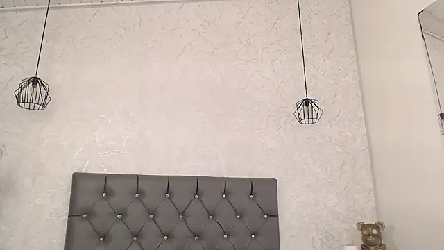 Sabriinaa Foxx online show from 03/25/26, 12:15