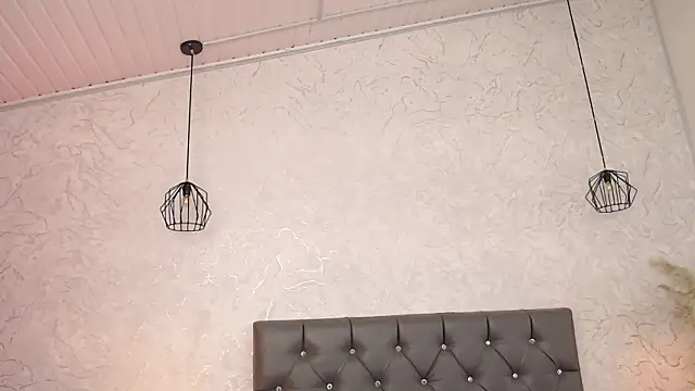 Sabriinaa Foxx online show from 03/06/26, 12:00