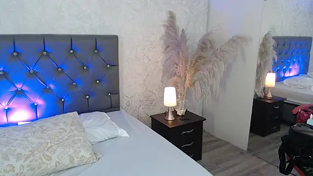 Sabriinaa Foxx online show from 04/01/26, 12:06