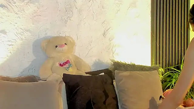 joselin rouse online show from 12/15/25, 12:11