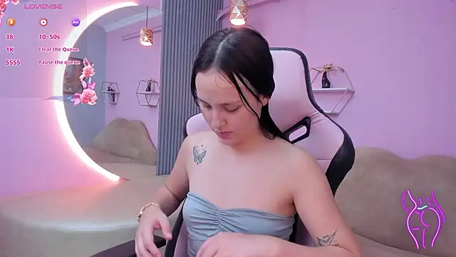 sofi  18  online show from 02/02/26, 04:28