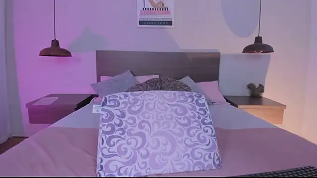 Snapshot of cloehill_ chatting on 02/13/26, 11:54 cloehill online show from 02/13/26, 11:54