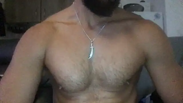 Snapshot of flambeur93 chatting on 10/06/25, 06:14 flambeur93 online show from 10/06/25, 06:14
