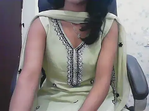 short girl  online show from 03/07/26, 07:15