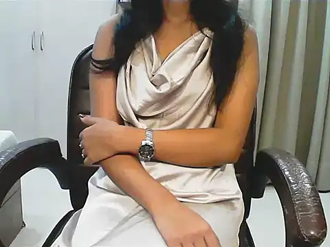 short girl  online show from 11/20/25, 05:02