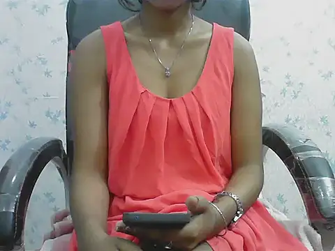 short girl  online show from 04/09/26, 06:25