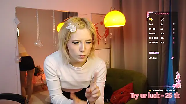 MorgyAsuna  online show from 12/14/25, 08:09