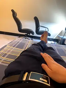 CZpublic online show from 10/08/25, 05:53