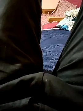 Snapshot of monarani5986 chatting on 11/03/25, 01:47 monarani5986 online show from 11/03/25, 01:47