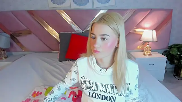 ChloeLaurentt online show from 12/21/25, 01:24