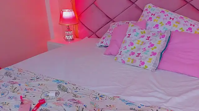 ChloeLaurentt online show from 03/01/26, 01:05