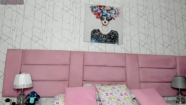 ChloeLaurentt online show from 05/20/26, 01:19