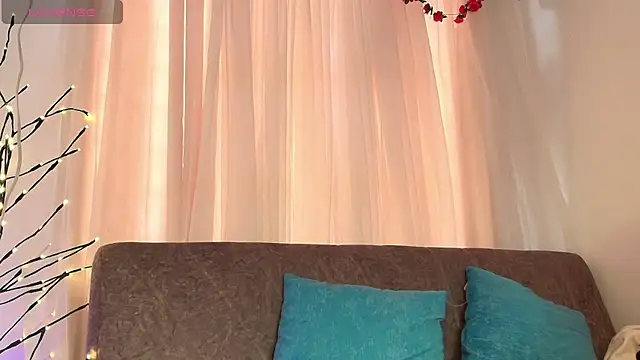 NyxTits online show from 04/18/26, 06:54