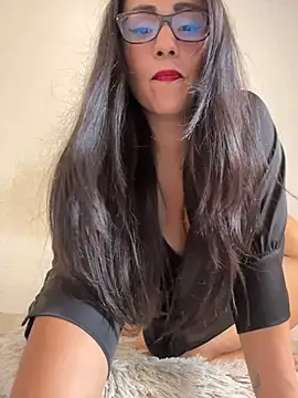 Nicol X online show from 02/13/26, 05:35