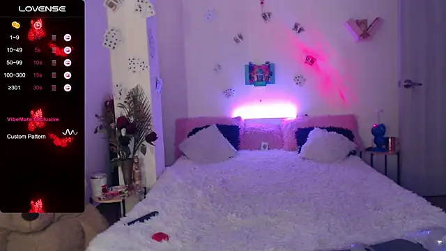 danny 1hotcute online show from 04/25/26, 07:55