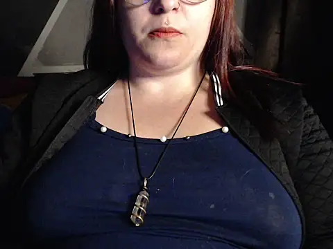 Snapshot of ayraboss chatting on 11/14/25, 05:33 ayraboss online show from 11/14/25, 05:33
