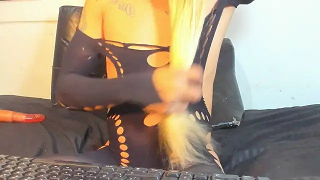 valeriapinkxx online show from 02/22/26, 01:13