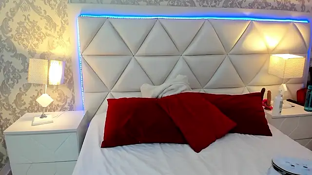 LaylaaDoll online show from 01/13/26, 07:18