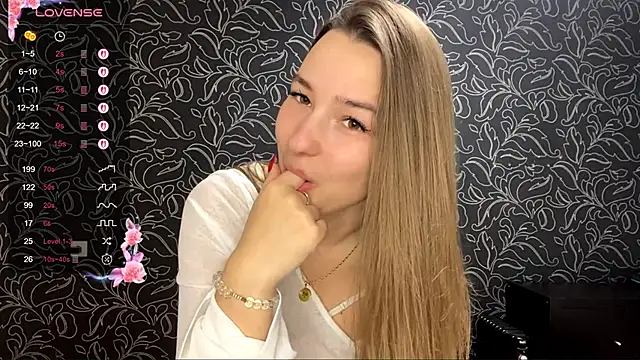 GemmaGunter online show from 10/24/25, 08:08