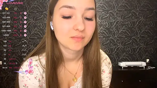 GemmaGunter online show from 12/22/25, 03:12