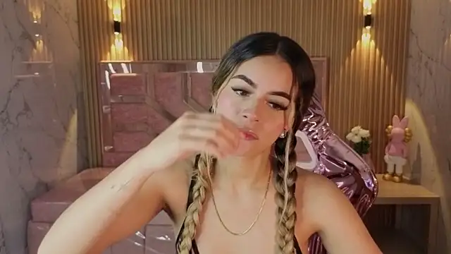 lilith4 s online show from 03/31/26, 08:11