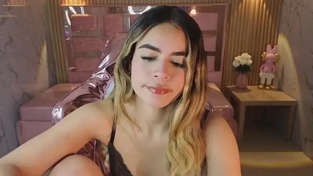 lilith4 s online show from 02/27/26, 08:19