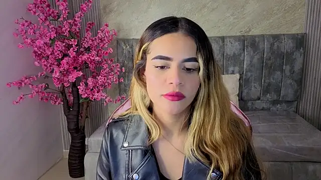 lilith4 s online show from 10/24/25, 08:08