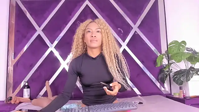 angelkyraasm online show from 01/07/26, 12:54