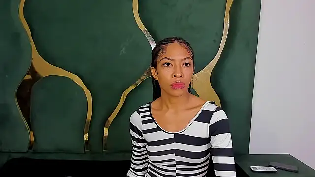 angelkyraasm online show from 11/30/25, 01:23