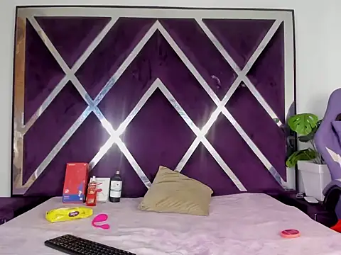 angelkyraasm online show from 02/21/26, 12:40