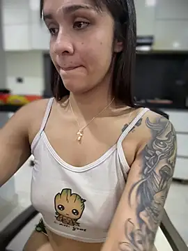 Isabella-Teen online show from 11/27/25, 02:12