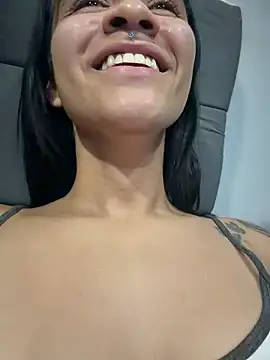 Isabella-Teen online show from 04/08/26, 02:02