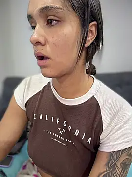 Isabella-Teen online show from 03/15/26, 02:07