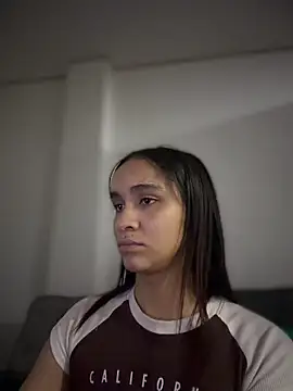 Isabella-Teen online show from 02/23/26, 02:02