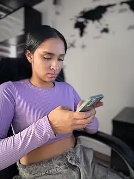 Isabella-Teen online show from 05/12/26, 01:17