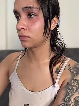 Isabella-Teen online show from 02/17/26, 02:20