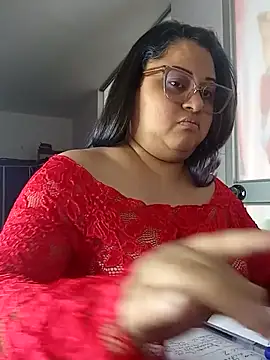 Chiki hot92 online show from 11/04/25, 07:39