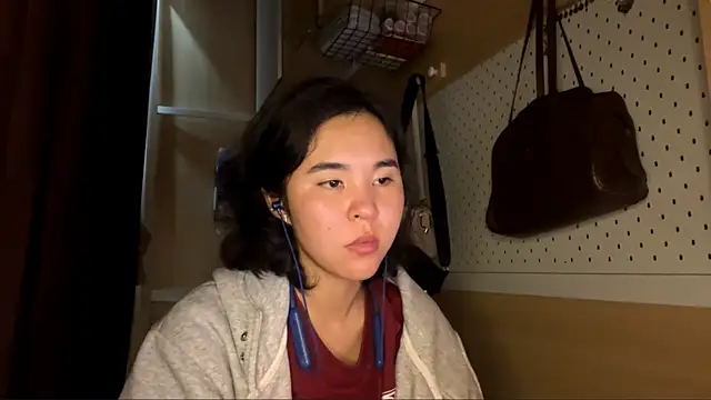 JennyCarpenter online show from 04/30/26, 04:52